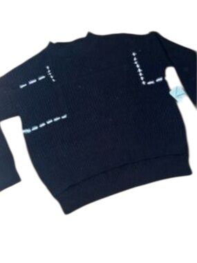 Women’s Black Knit Crew Neck Sweater w/ White Accents!!! Size M